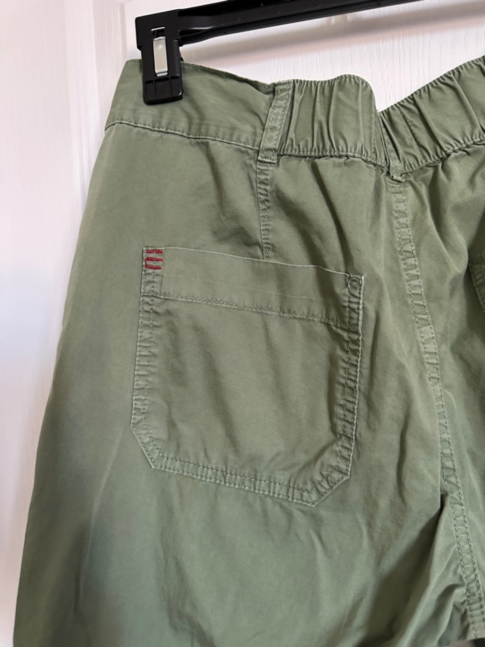 BDG Olive Green Wide-Leg Cargo Pants, Size 4 - Picture 3 of 8